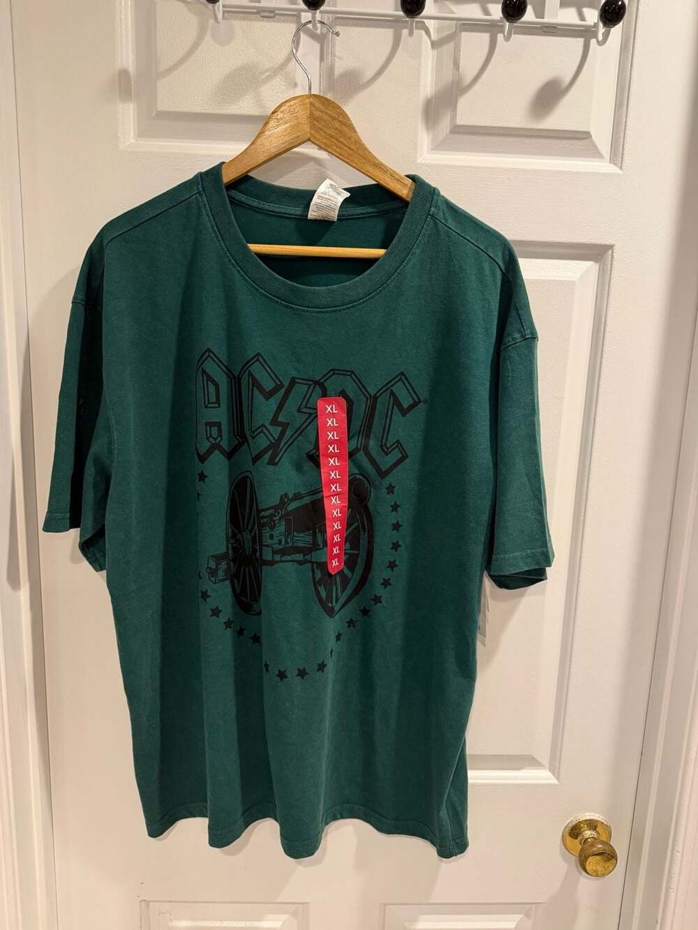 Nwt AC/DC Character Graphic T-shirt Size XL Green Men's